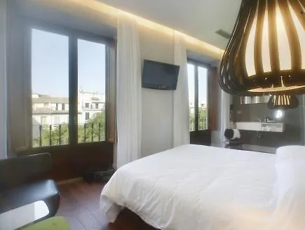 Khu Otel Granada